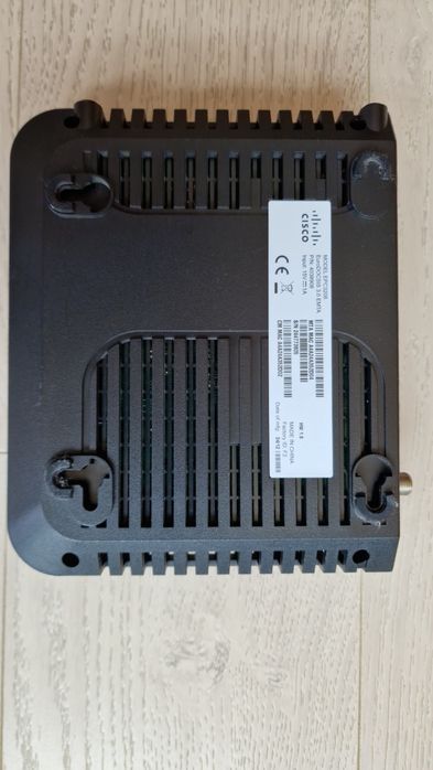 TV-cable модем CISCO EPC3208