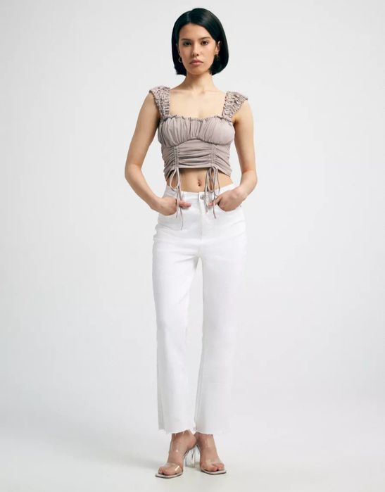 Топ на завязках новый