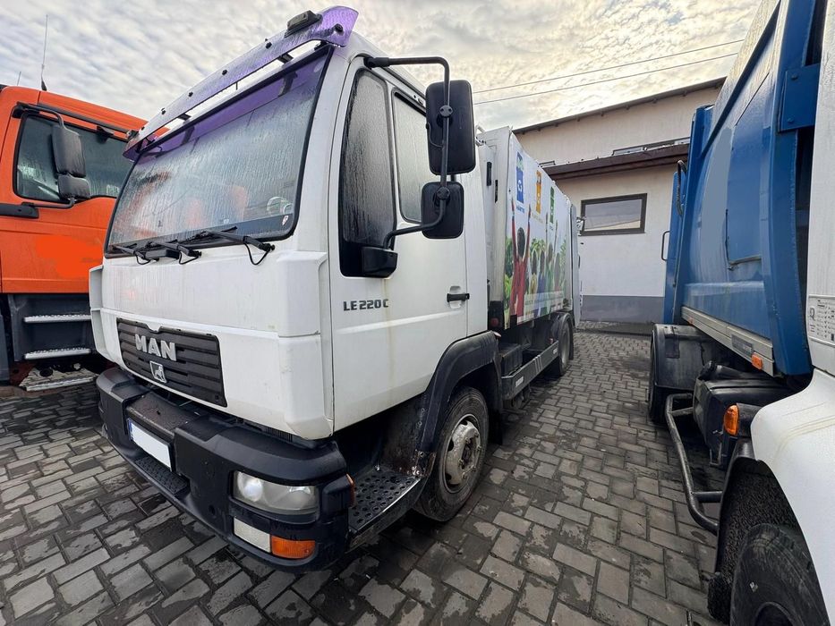 MAN LE220C
