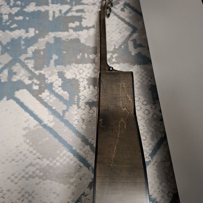 Акустика гитара