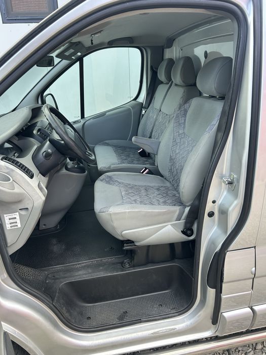 Renault Trafic Automat/Opel Vivaro/Nissan Primastar