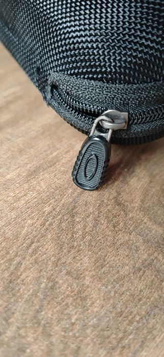 Кутия за очила OAKLEY