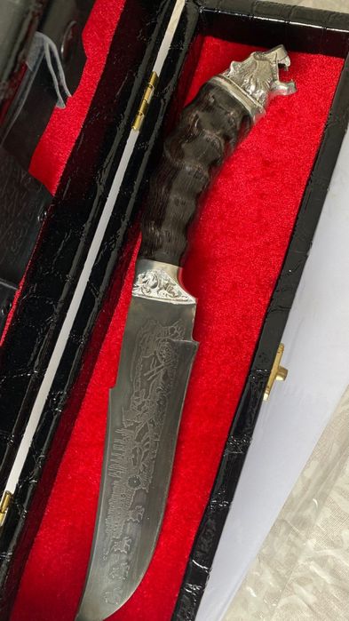 Продам нож новый