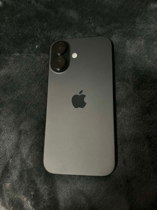 Iphone 16  128gb {100% Battery health}