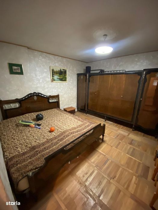 De vanzare casa in Roman, suprafata 150mp, teren de 456mp, 85000euro