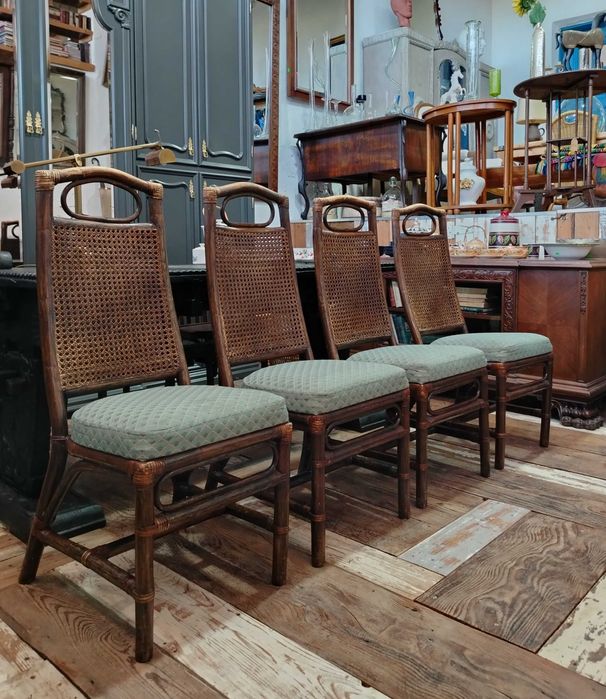 Scaune vechi din ratan si bambus  stil Mid-Century