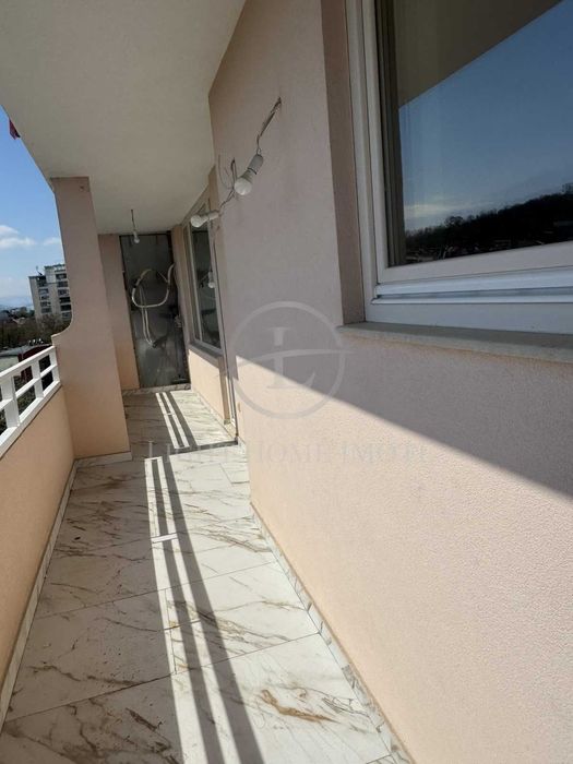 Продава се Тристаен апартамент в Пловдив, Център - 160 кв.м за 1675 €/кв.м - Снимка #15