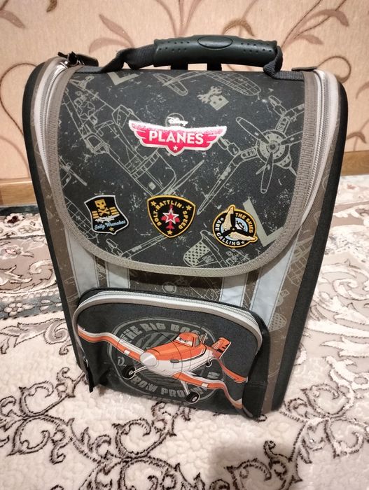 Продам школьные сумки (Роосия)