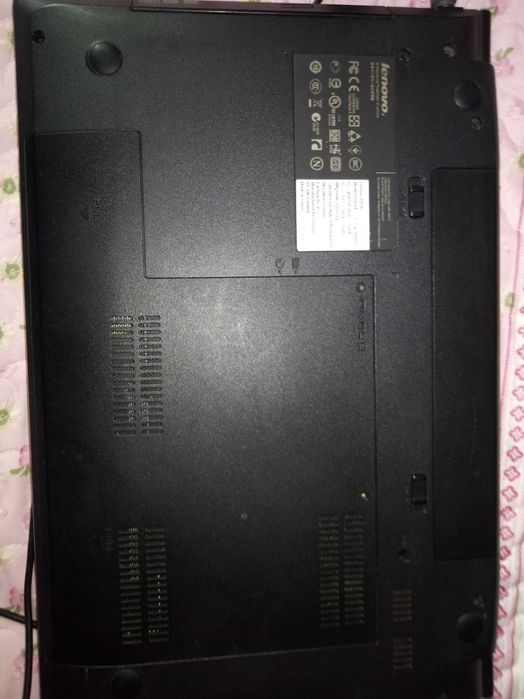 Lenovo B 590 noutbuk