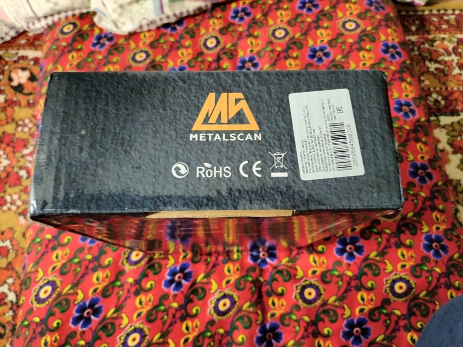 Продам металоискатель MD 4030P