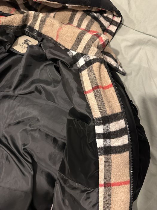Geaca Burberry neagra