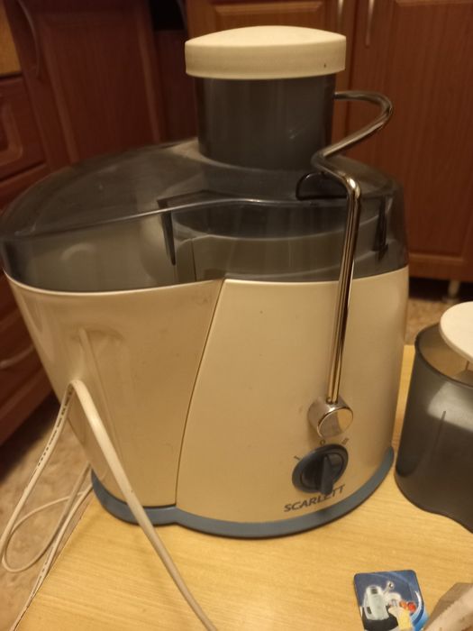 Соковыжималка Scarlett