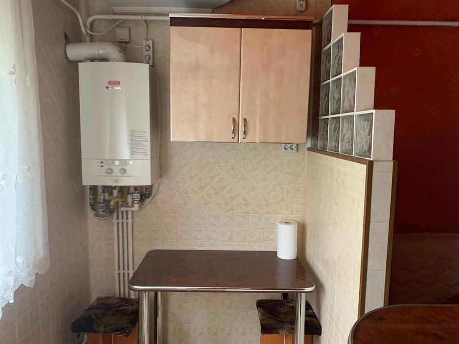 Apartament cu 2 camere, în cartierul Zamca, de închiriat