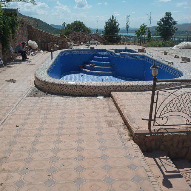 Бассейн  курамиз