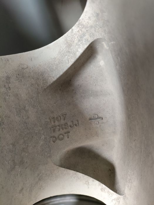 Диски от Тойота Ленд Крузер 105