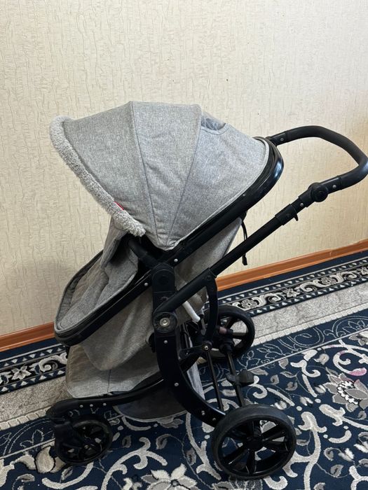 Каляска 15 тыс тенге .