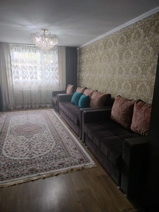 Продается диван четверка