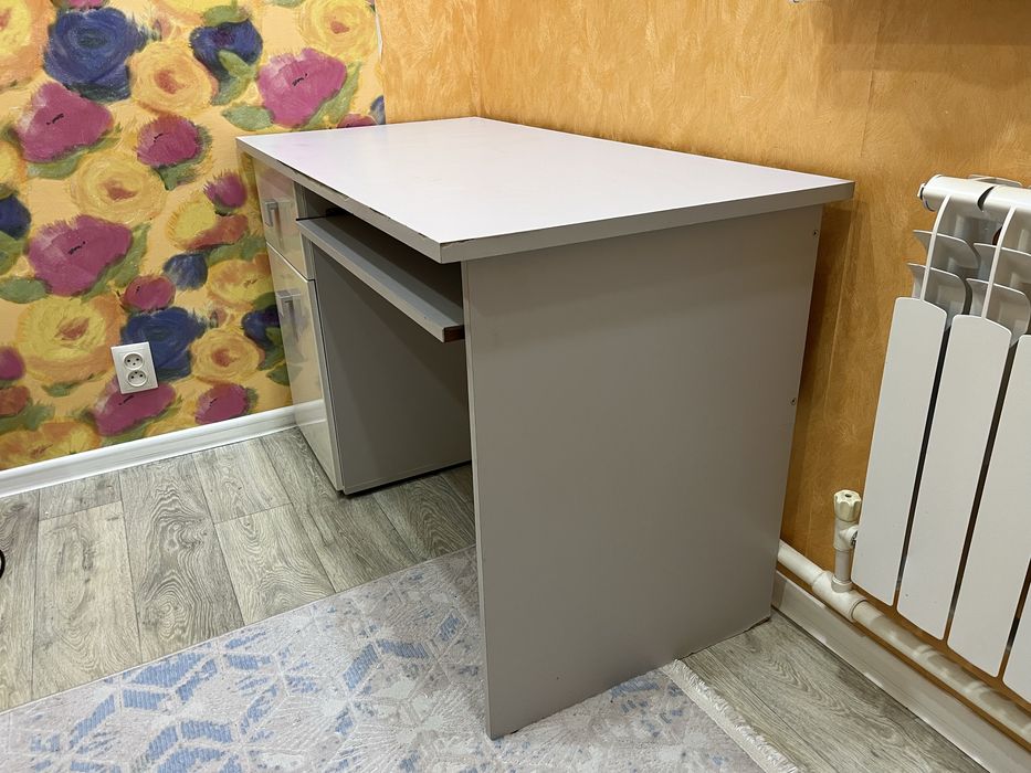 набор шкаф и письменный стол