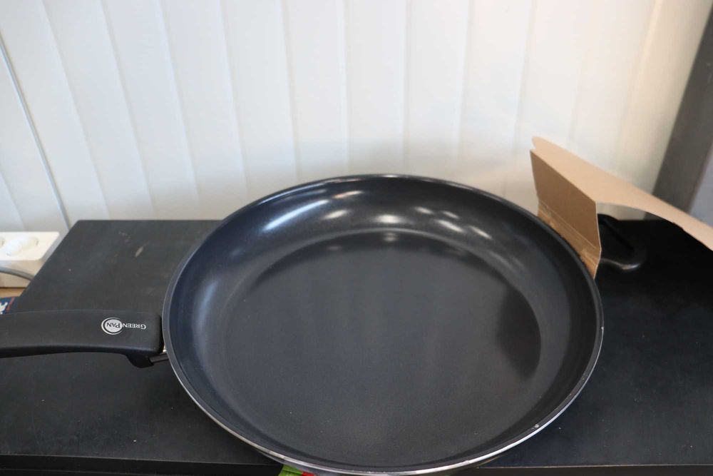 Тиган с незалепващо покритие GreenPan Cambridge 32см