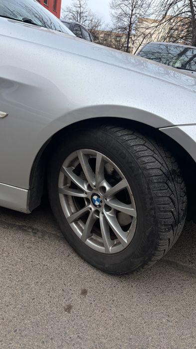Продавам джанти с гуми от BMW f30