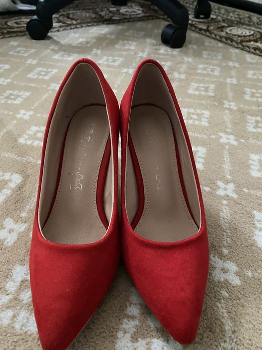 Елегантни обувки висок ток 36 номер