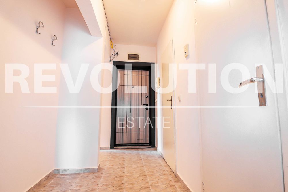 Дава се под наем Тристаен апартамент в Варна, Чайка - 135 кв.м за 625 € - Снимка #7