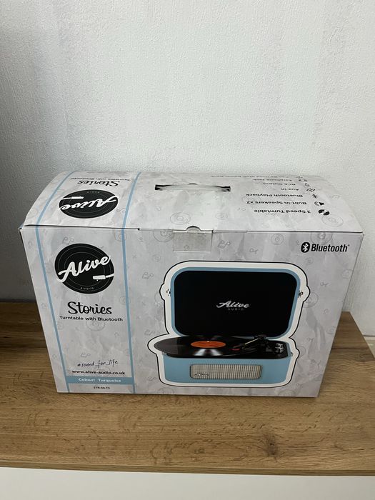 Продам виниловый проигрыватель