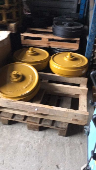 Roata ghidaj buldozer Komatsu, Liebherr, Caterpillar