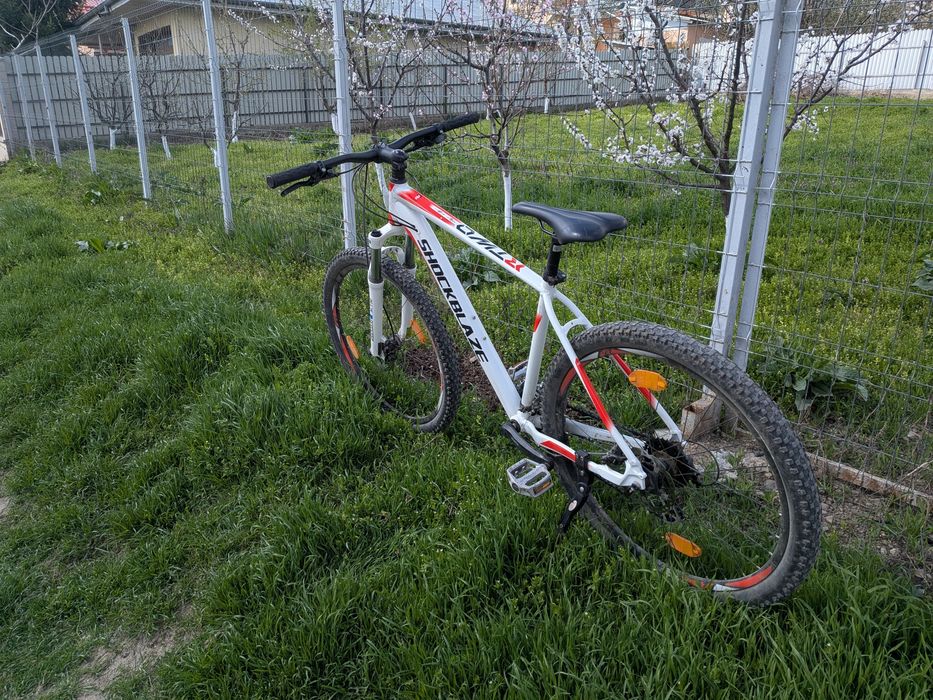 Vând bicicletă Shockblaze R2