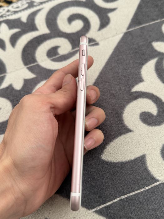 Iphone 6s все родной.