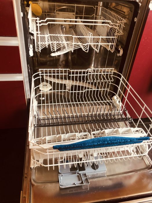 Съдомиялна машина AEG