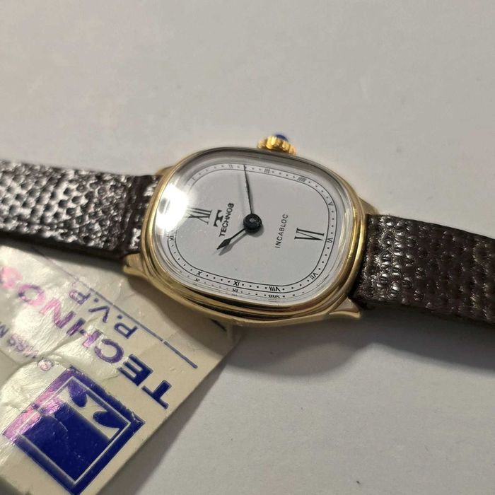 Колекционерски Швейцарски часовник Technos Ellipse Нов