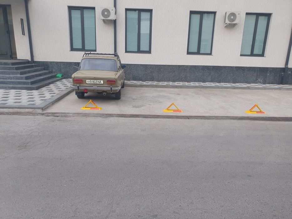 Парковочные барьеры. Доставка+установка