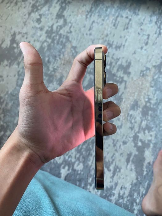IPHONE 13 PRO golden