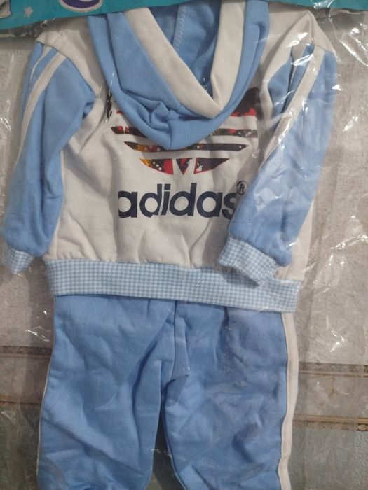 Детский костюм продам