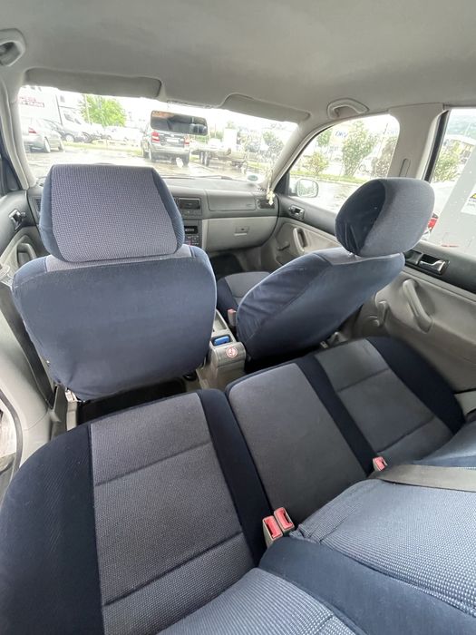Vand VW Golf IV 1.6 automat 202.000km cu adaptari pentru persoane cu dizabilitati