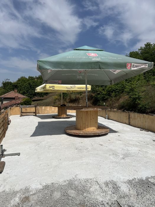 Празно дворно място