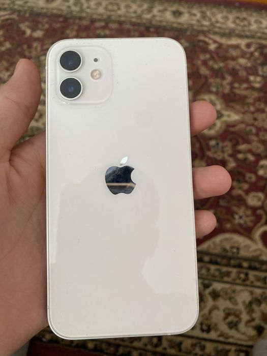 12 айфон, продам