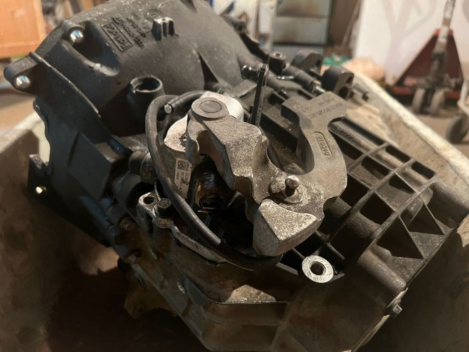 Cutie viteze ford transit 2014 motor 2.2