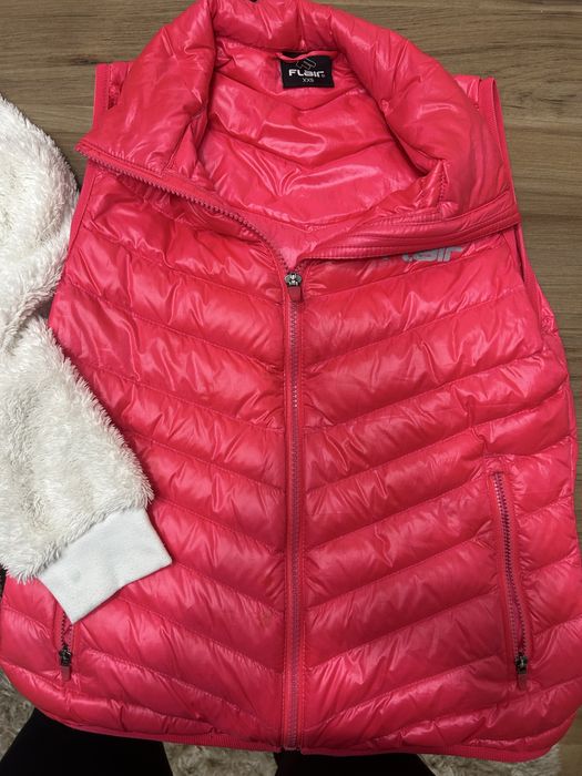 Яке бомбър Зара , худи и елек Flair размер 8-10 години