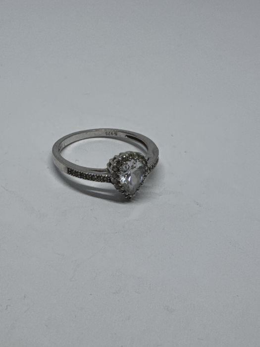 красив дамски сребърен пръстен 2гр 925