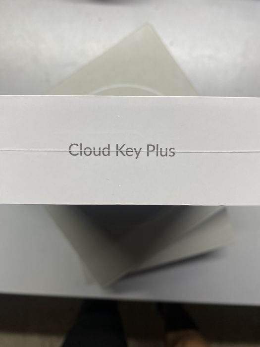 Cloud key uck-g2-plus unifi ubiquiti контроллер