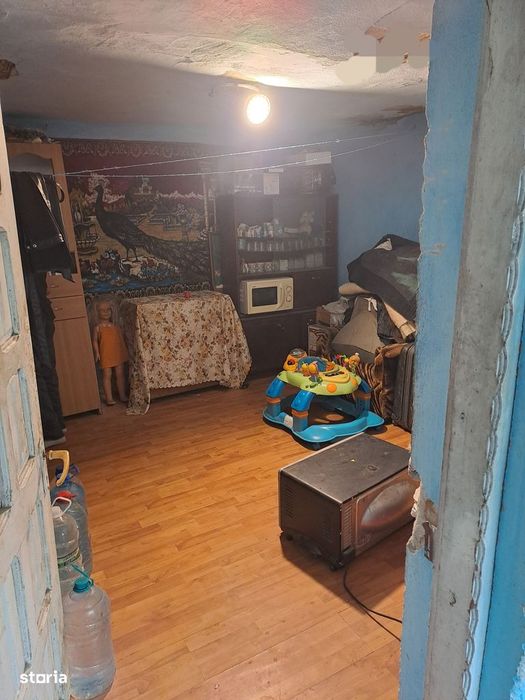 Casă Parter, localitatea Bârza,județOlt,lângăBalș, ,1215mp,utilități