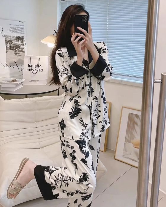 Женская пижама высокого качества.