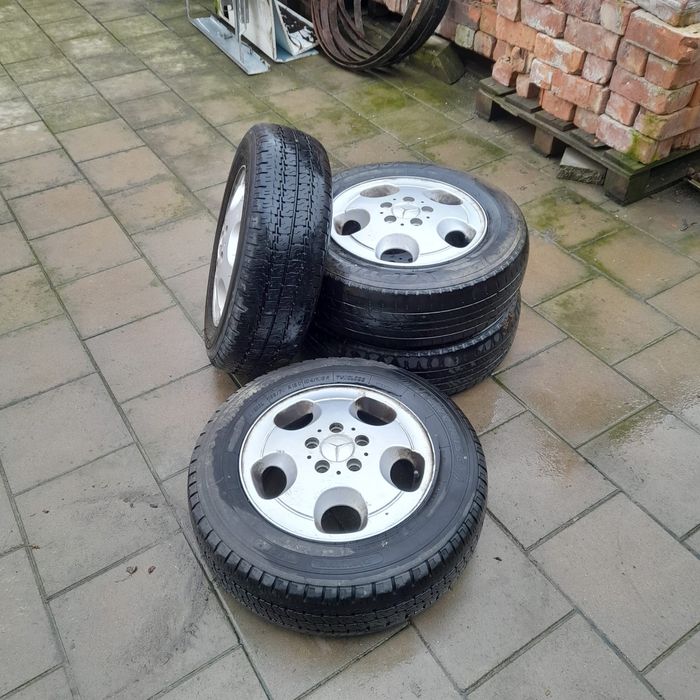 Jante aluminiu cu anvelope Mercedes Vito 195/70 R15