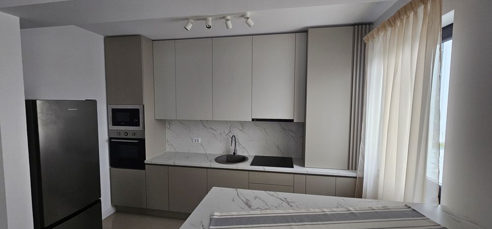 Inchiriem apartament cu 2 camere nou ,cu boxa și parcare