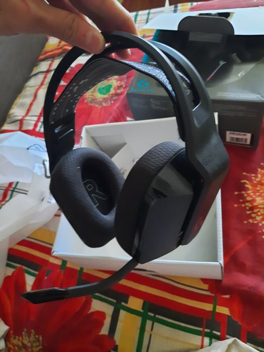 Наушники Logitech g735