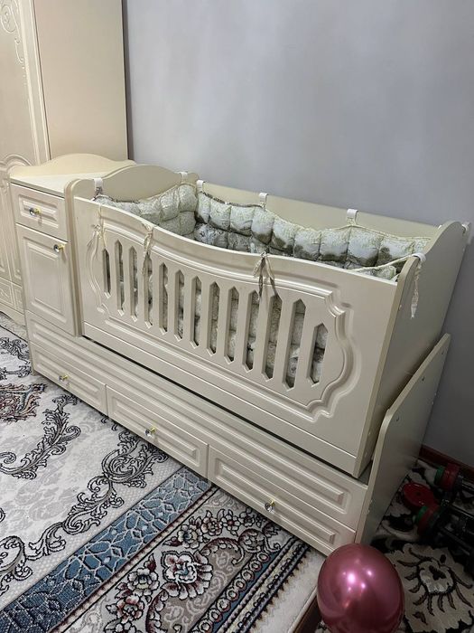 Detskiy krovat 1 kun ham ishlatilmagan srochno sotiladi