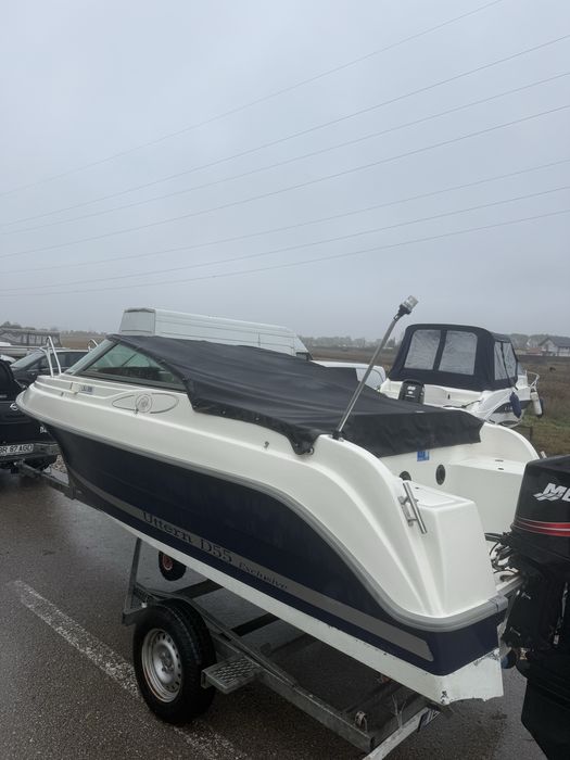 Barca Semicabinata Uttern D55 exclusive + motor+Peridoc