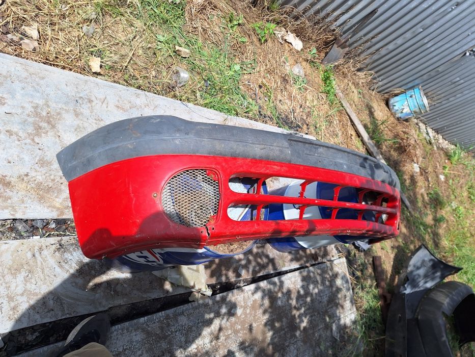 Предна броня за Renault Clio 98г